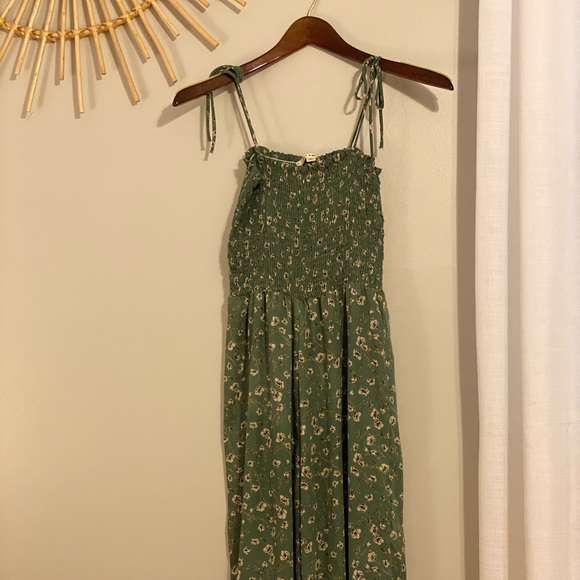 Francesca‘s Women’s Jumpsuit - Picture 2 of 4